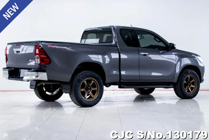 Toyota Hilux in Gray for Sale Image 1