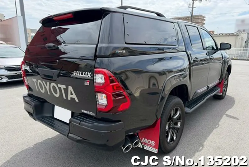 Toyota Hilux in Black for Sale Image 2