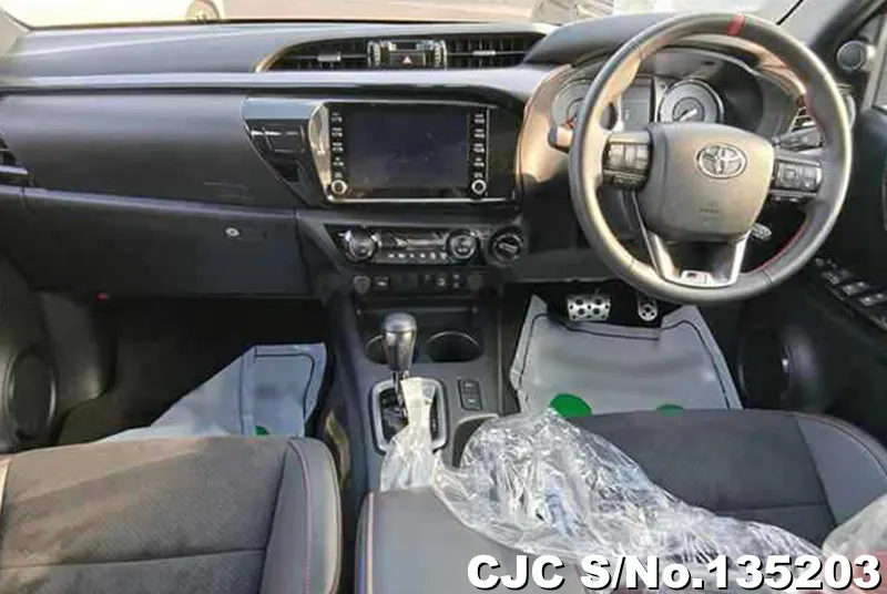 Toyota Hilux in Black for Sale Image 5