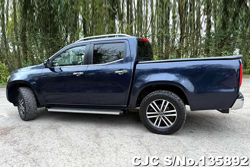 Mercedes Benz X-Class in Blue for Sale Image 7