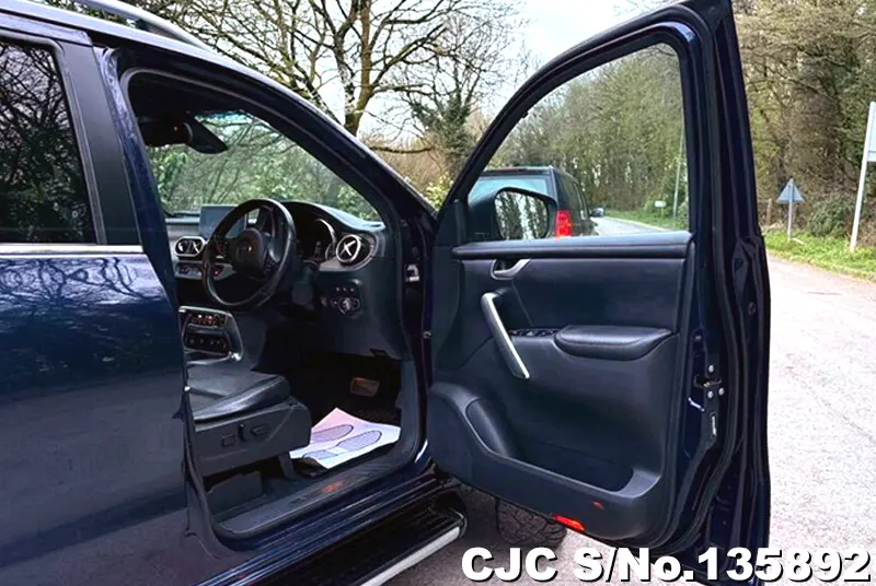 Mercedes Benz X-Class in Blue for Sale Image 10