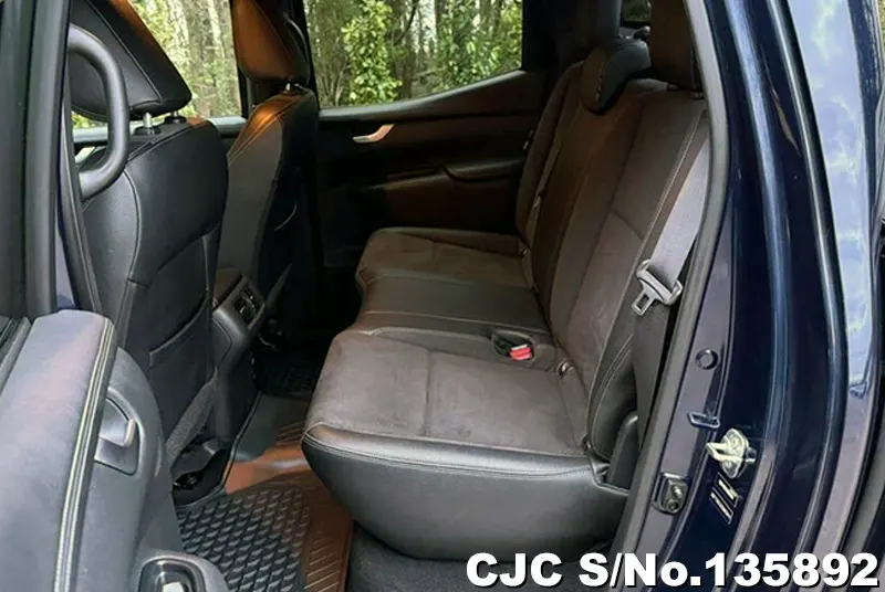 Mercedes Benz X-Class in Blue for Sale Image 15