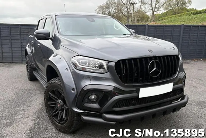 Mercedes Benz / X-Class