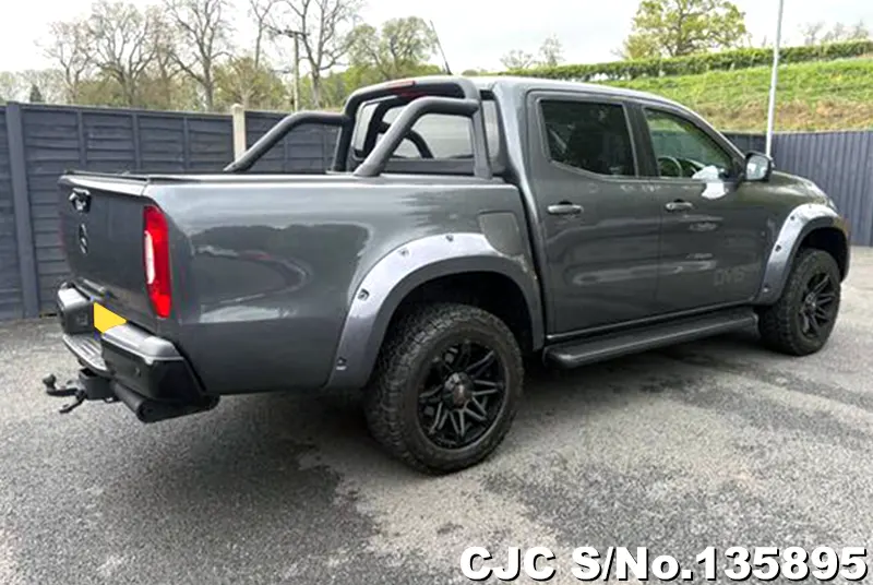 Mercedes Benz X-Class in Gray for Sale Image 2