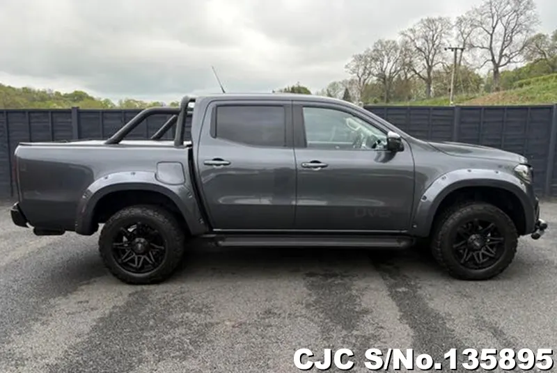 Mercedes Benz X-Class in Gray for Sale Image 5
