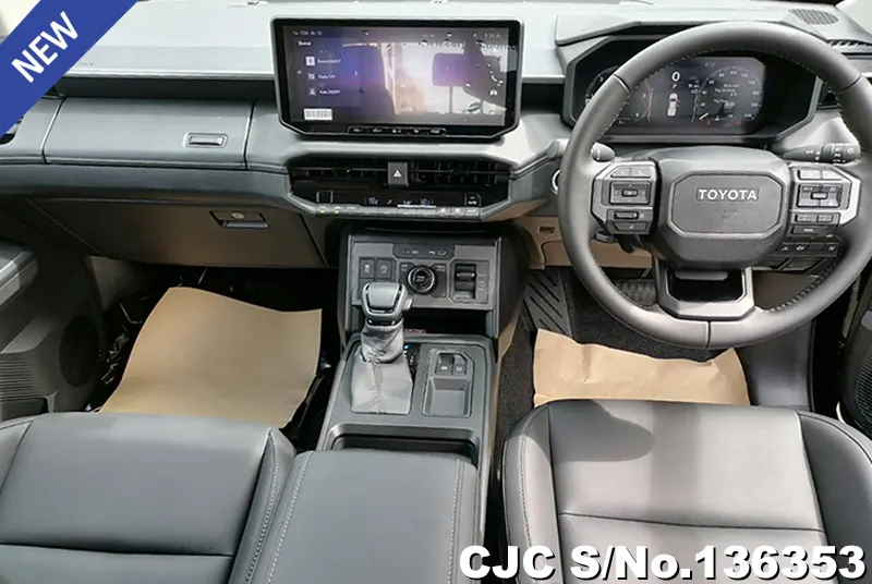 Toyota Hilux in Attitude Black Mica for Sale Image 11