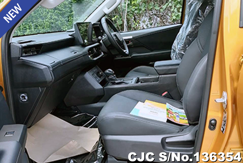 Toyota Hilux in Sulfer Metallic for Sale Image 13