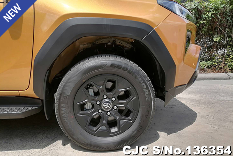 Toyota Hilux in Sulfer Metallic for Sale Image 17