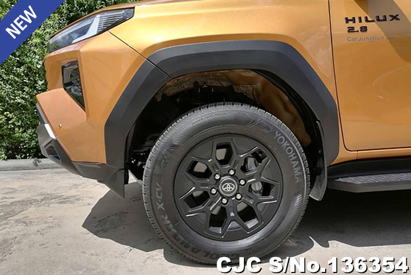 Toyota Hilux in Sulfer Metallic for Sale Image 18
