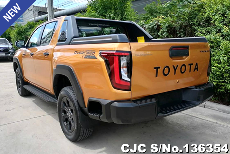 Toyota Hilux in Sulfer Metallic for Sale Image 1