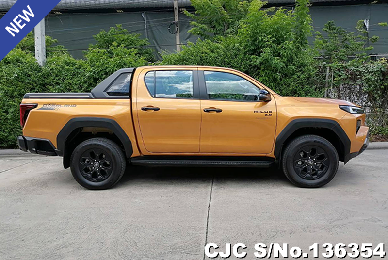 Toyota Hilux in Sulfer Metallic for Sale Image 6