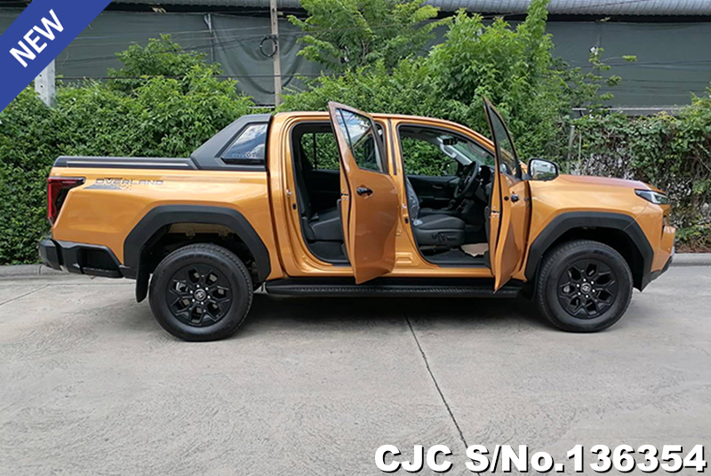 Toyota Hilux in Sulfer Metallic for Sale Image 8
