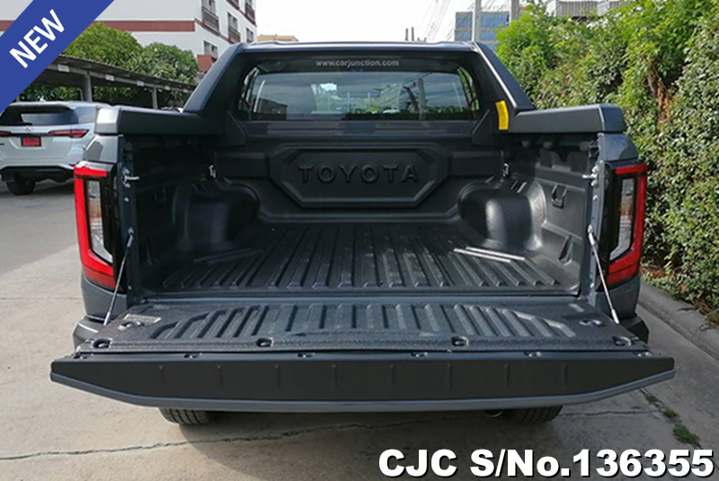 Toyota Hilux in Ash for Sale Image 10