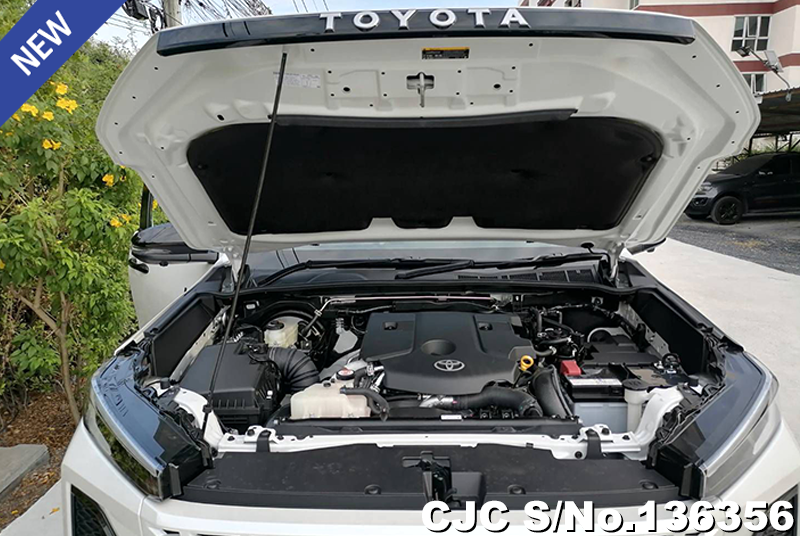 Toyota Hilux in Super White Ⅱ for Sale Image 21
