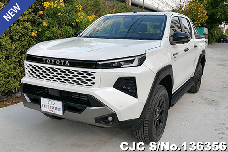 Toyota Hilux in Super White Ⅱ for Sale Image 3