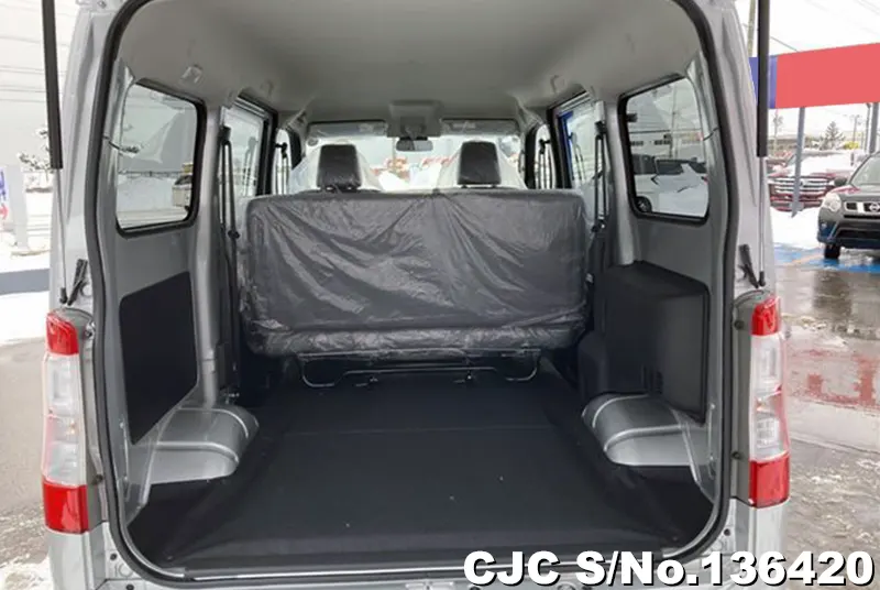Toyota Townace in Silver for Sale Image 6