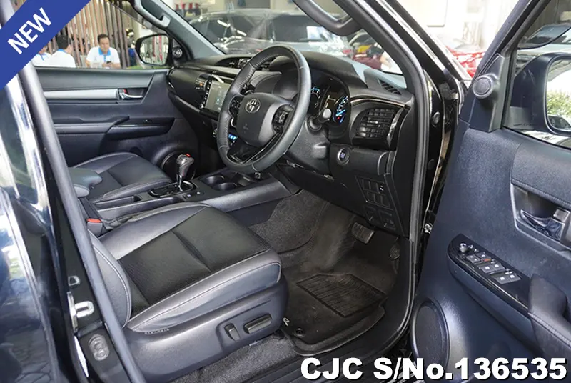 Toyota Hilux in Black for Sale Image 8