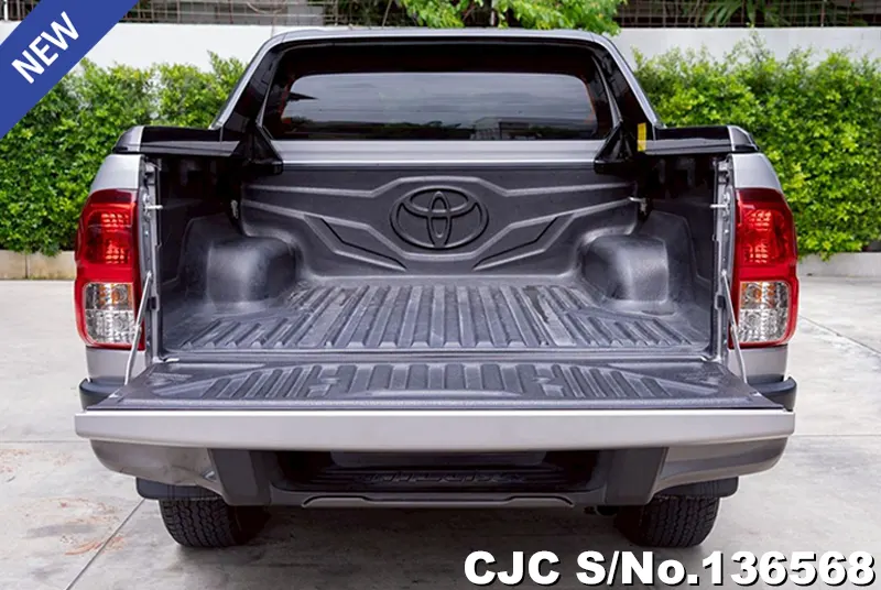 Toyota Hilux in Silver for Sale Image 7