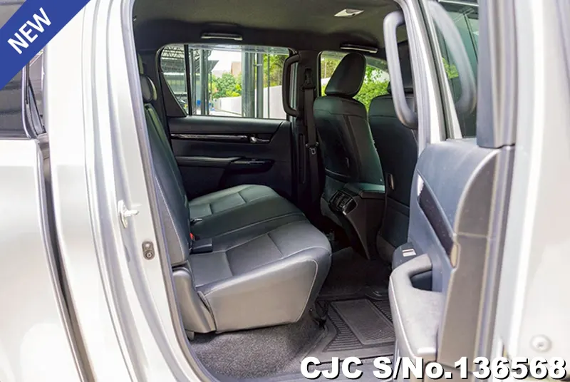 Toyota Hilux in Silver for Sale Image 11