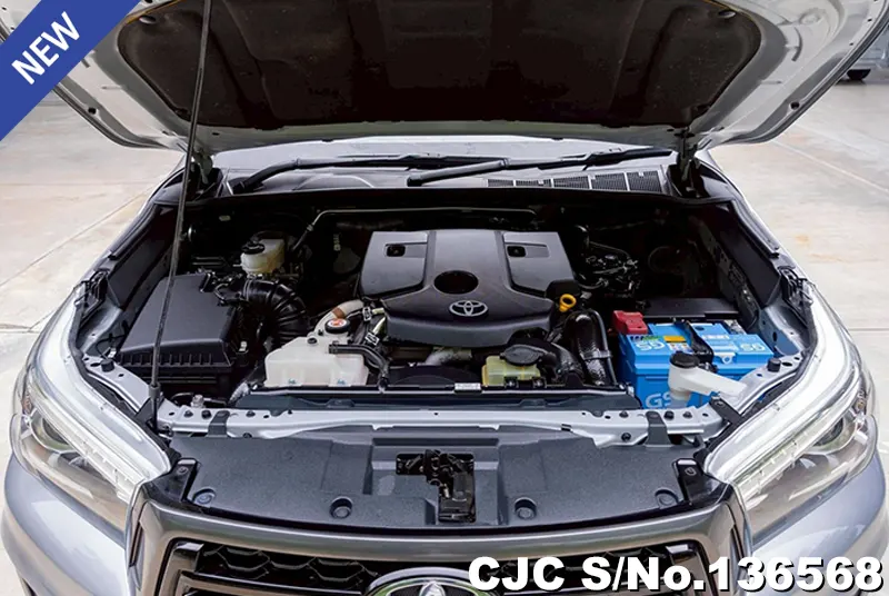 Toyota Hilux in Silver for Sale Image 15