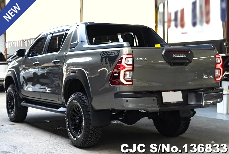 Toyota Hilux in Oxide Bronze Metallic for Sale Image 1