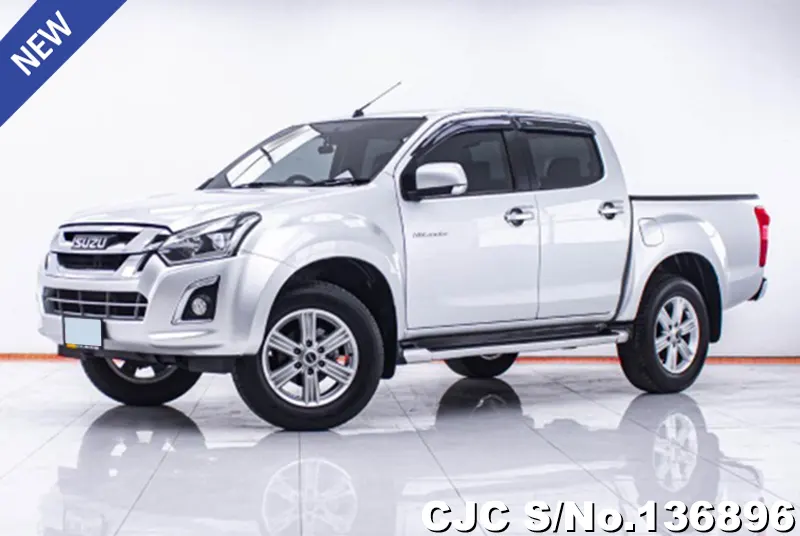 Isuzu D-Max in Gray for Sale Image 2