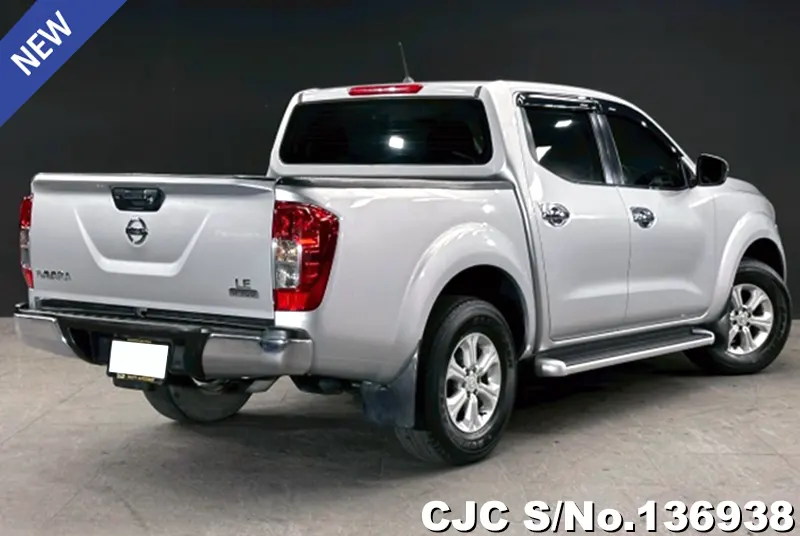Nissan Navara in Silver for Sale Image 2