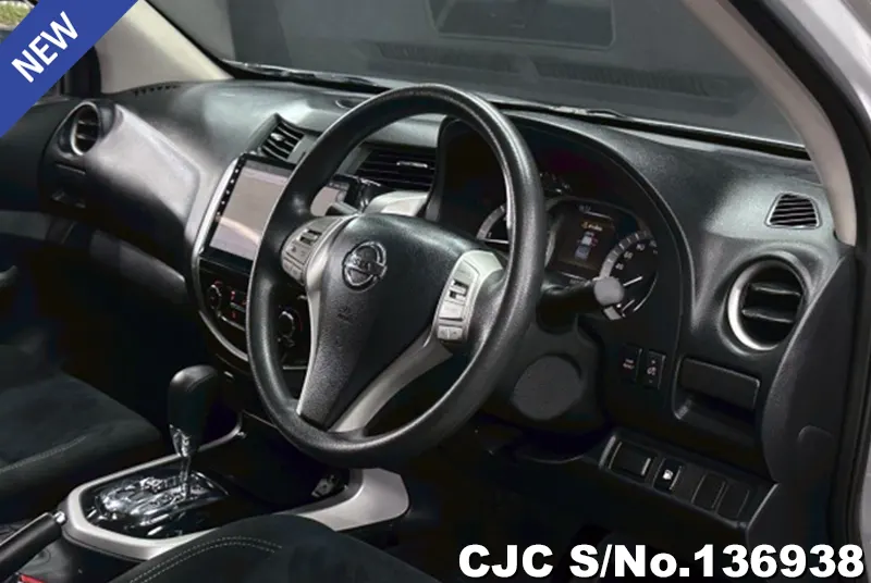 Nissan Navara in Silver for Sale Image 7