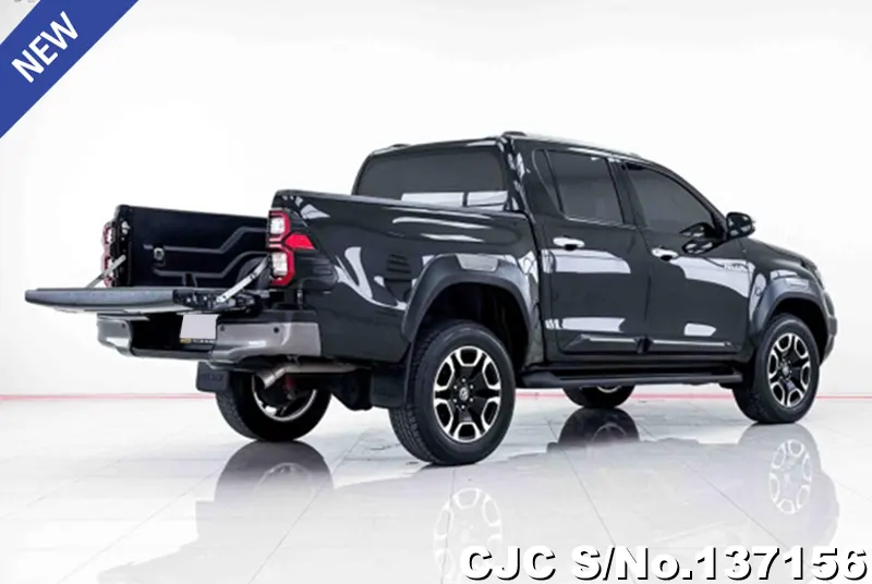 Toyota Hilux in Black for Sale Image 3