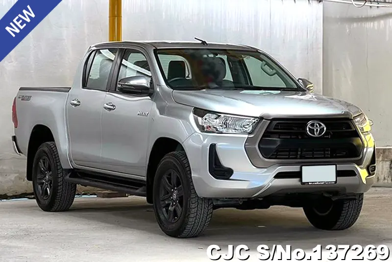 Toyota Hilux in Silver for Sale Image 0