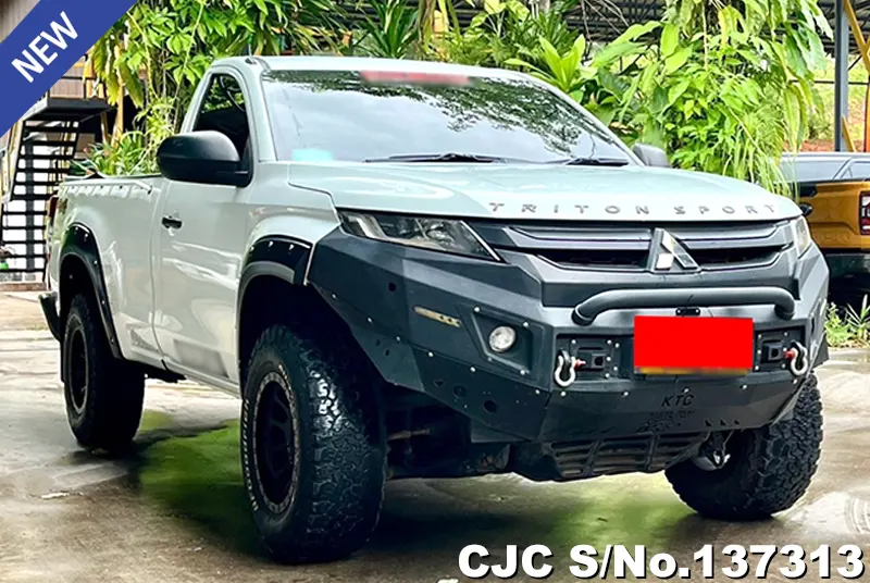 Mitsubishi / Triton