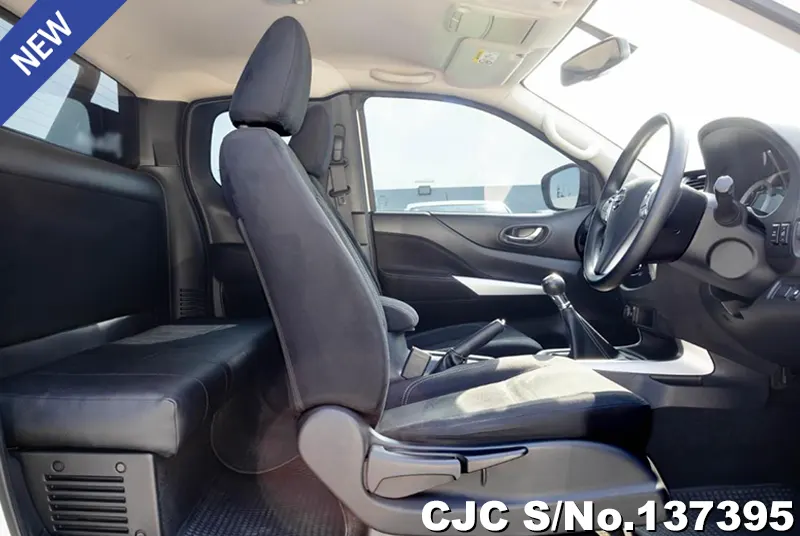 Nissan Navara in White for Sale Image 9