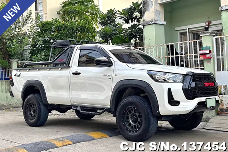 Toyota / Hilux / Revo
