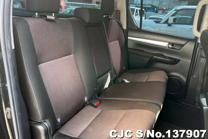 Toyota Hilux in Black for Sale Image 17