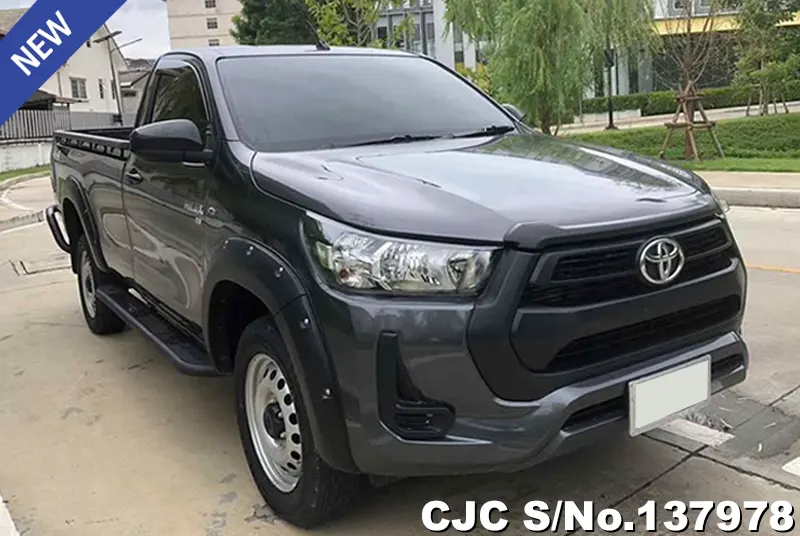 Toyota / Hilux / Revo