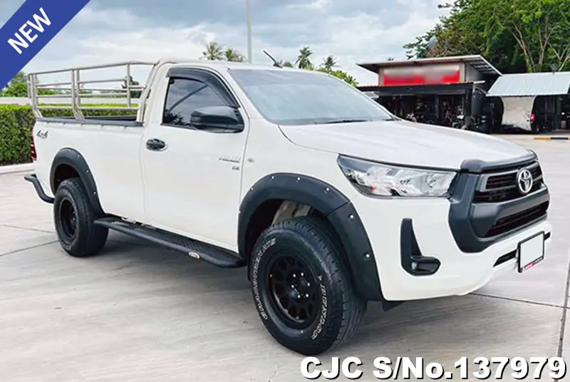 Toyota / Hilux / Revo