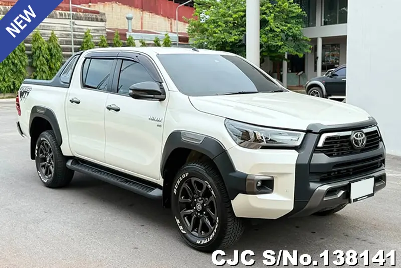 Toyota / Hilux / Revo Rocco
