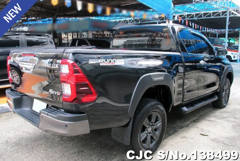 Toyota Hilux in Black for Sale Image 2