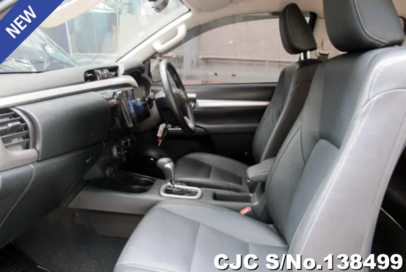 Toyota Hilux in Black for Sale Image 8