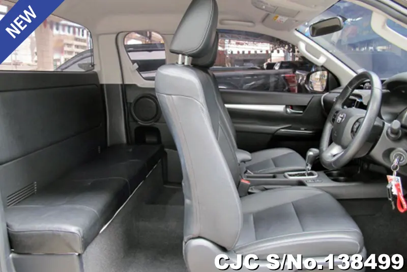 Toyota Hilux in Black for Sale Image 9