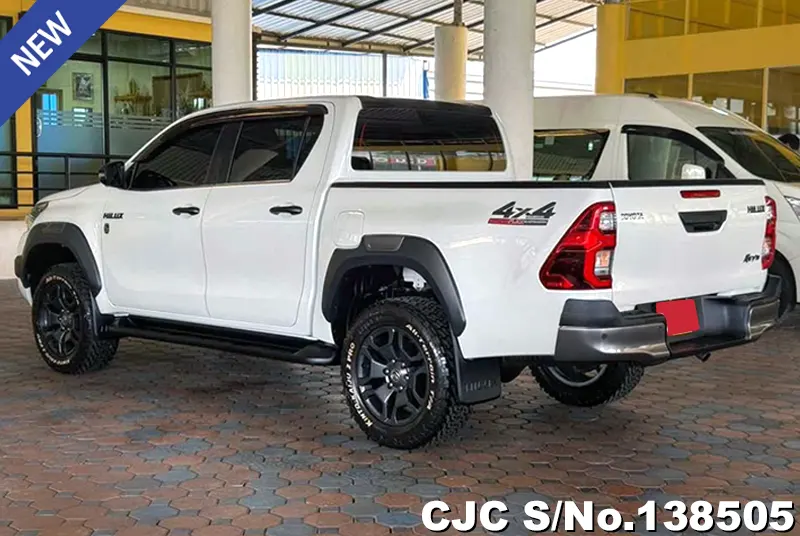Toyota Hilux in White for Sale Image 1