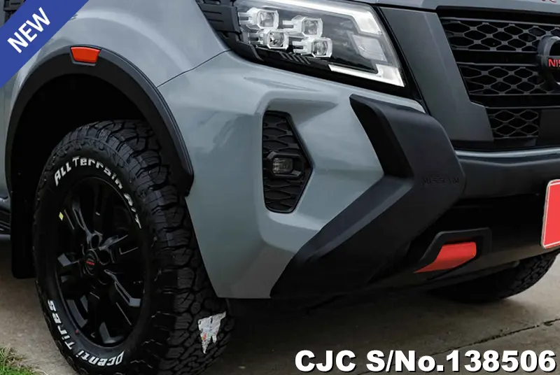 Nissan Navara in Stealth Grey for Sale Image 11