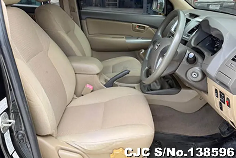 Toyota Hilux in Black for Sale Image 7
