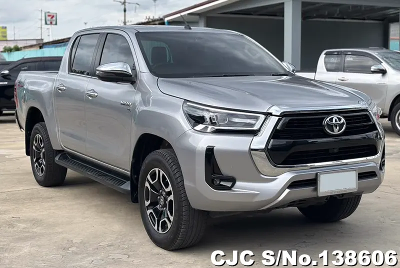 Toyota / Hilux / Revo
