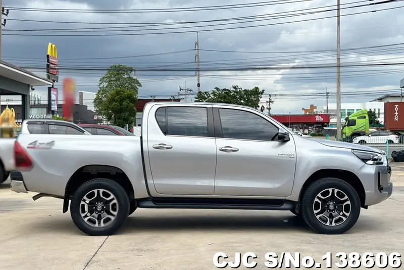 Toyota Hilux in Silver for Sale Image 6