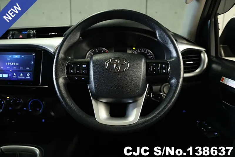 Toyota Hilux in Gray for Sale Image 12