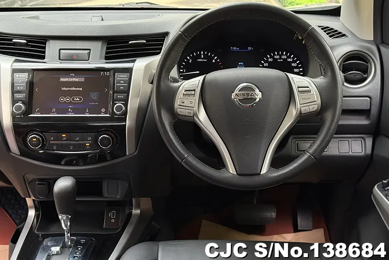 Nissan Navara in Black for Sale Image 5