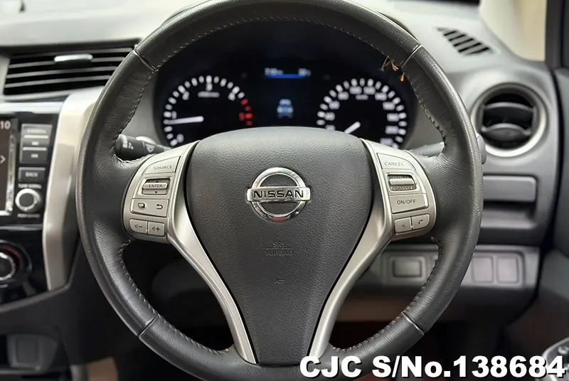 Nissan Navara in Black for Sale Image 7