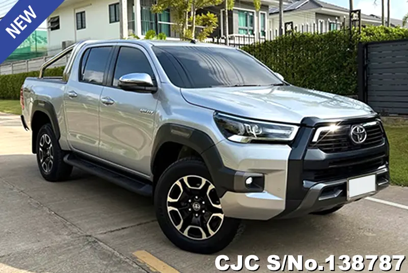 Toyota / Hilux / Revo