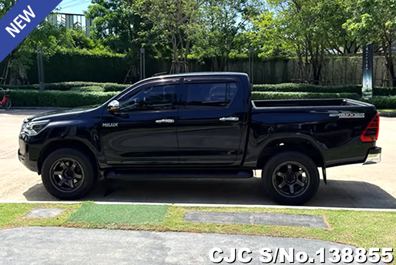 Toyota Hilux in Black for Sale Image 7